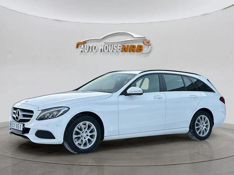 Begagnad Mercedes C220 170 HK (125 kW) 2015 Vit