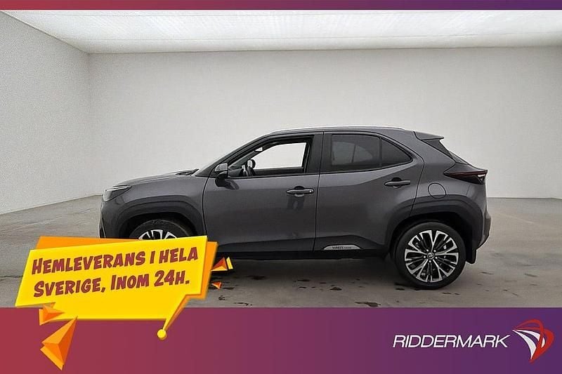 Mgrå Begagnad 2022 Toyota Yaris Hybrid Edition | 269 900 kr (Marknadspris) - Bild 1/3