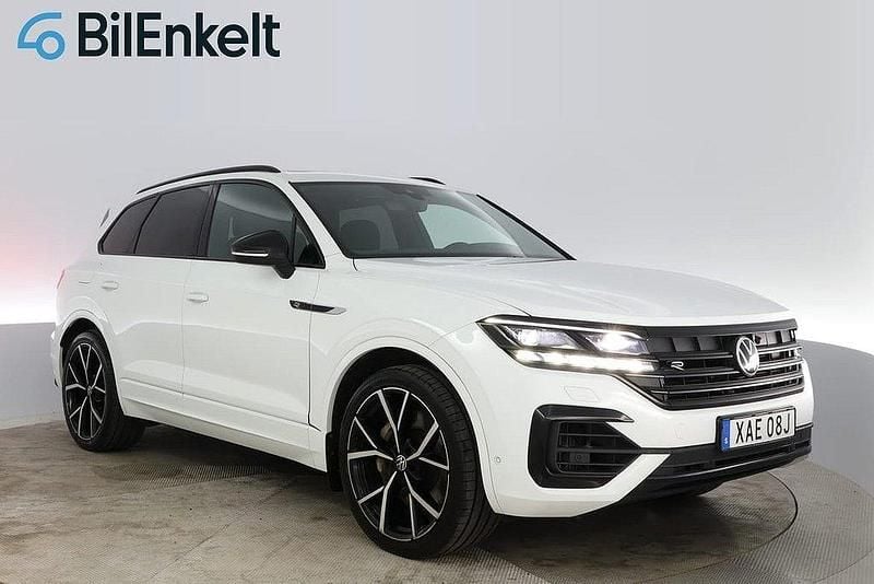 Vit Begagnad 2021 VW Touareg R SUV | 639 900 kr (Marknadspris) - Bild 1/4