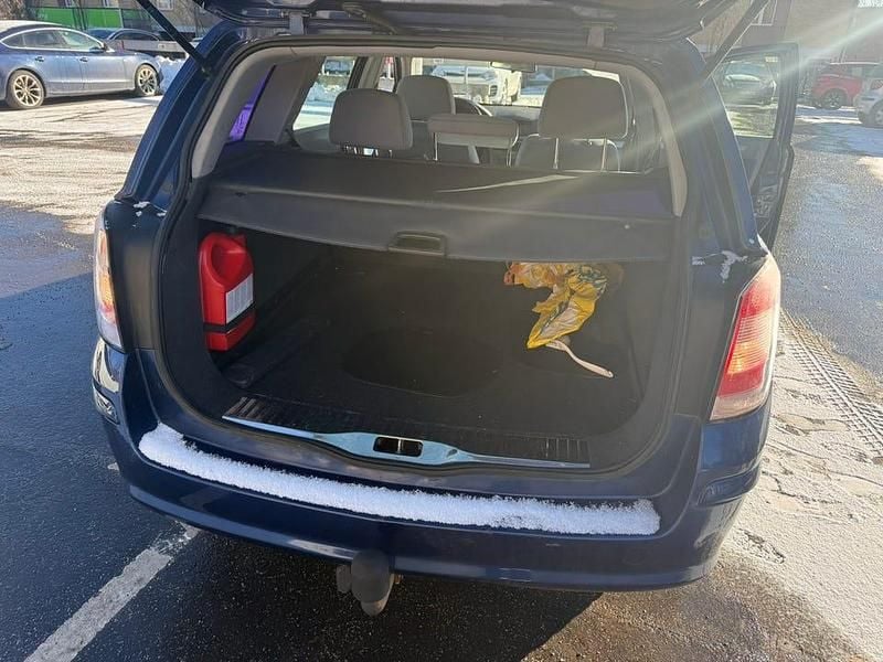 Begagnad Opel Astra 105 HK (77 kW) 2005