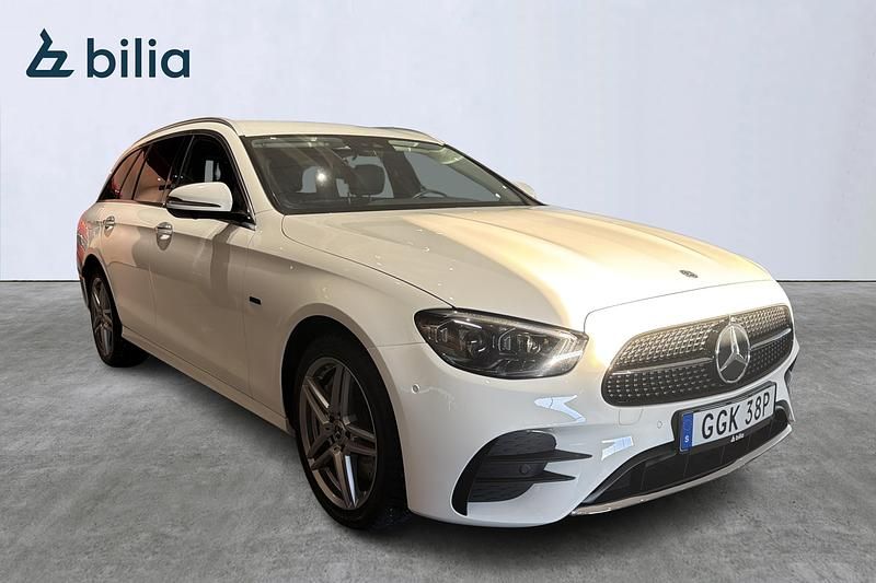 Begagnad Mercedes E300 AMG line 310 HK (228 kW) 2021 Vit Kombi
