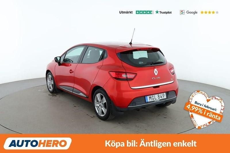 Begagnad Renault Clio IV Dynamique 91 HK (66 kW) 2015 Röd Halvkombi