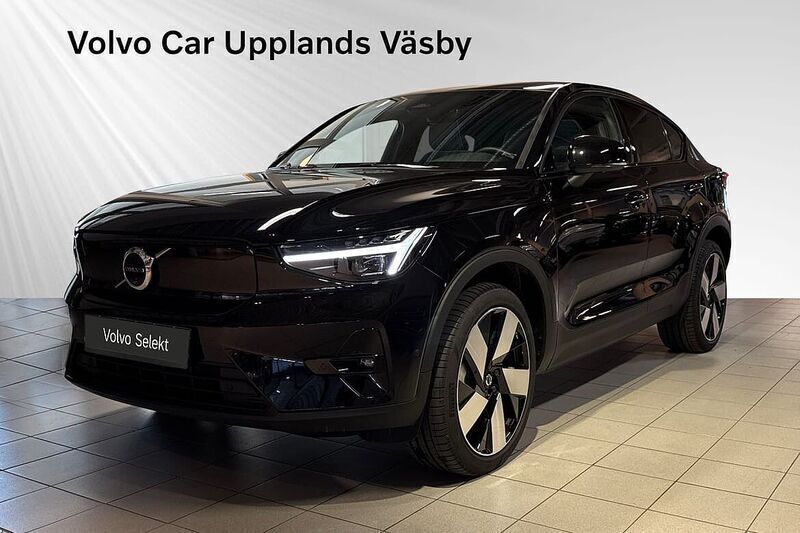 Svart Begagnad 2024 Volvo EC40 Performance SUV | 519 900 kr (Marknadspris) - Bild 1/2