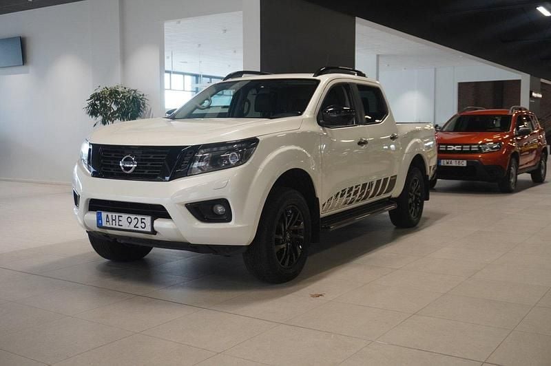 Vit Begagnad 2018 Nissan Navara Pickup | 279 900 kr (Dyr) - Bild 1/4