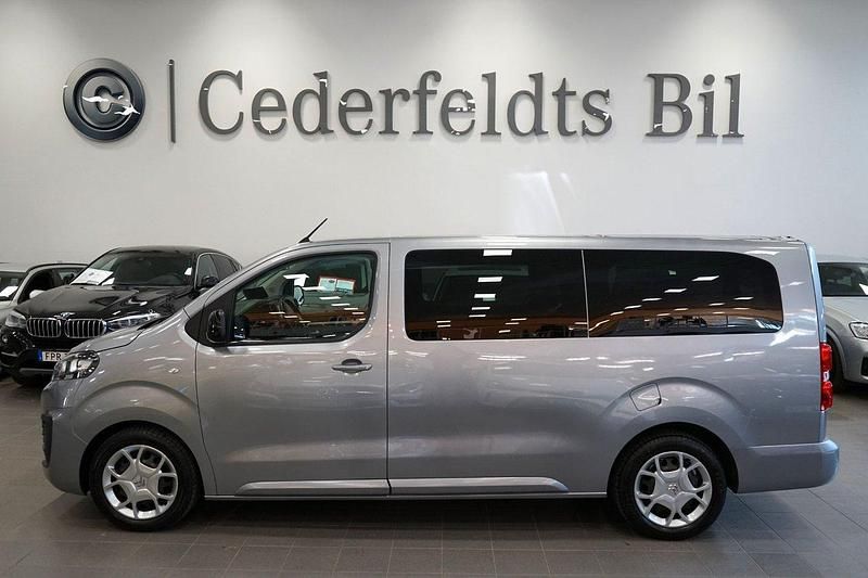Grå Begagnad 2022 Citroën Spacetourer Van | 289 900 kr - Bild 1/4