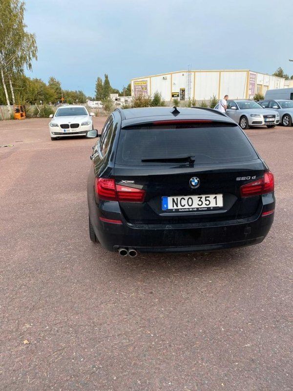 Begagnad BMW 520 190 HK (139 kW) 2016 Svart Kombi
