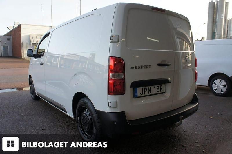 Begagnad Peugeot e-Expert 100 kW (136 HK) 2022 Vit Van