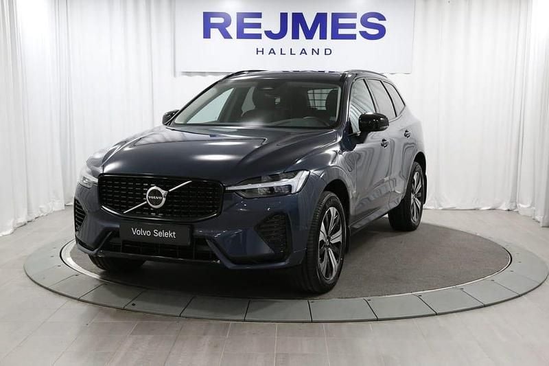 Begagnad Volvo XC60 Plus 355 HK (261 kW) 2025 Blå SUV