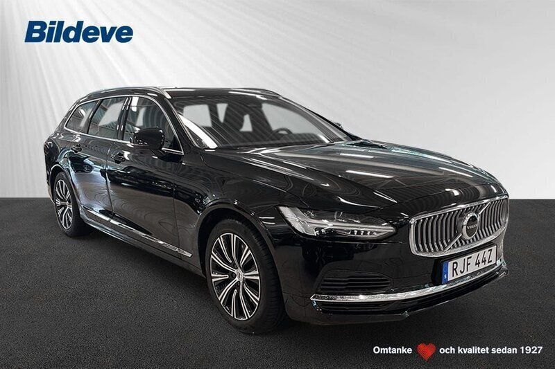 Svart Begagnad 2021 Volvo V90 Inscription Kombi | 379 900 kr (Marknadspris) - Bild 1/4