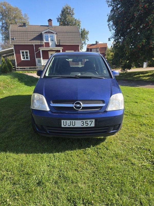 Blå Begagnad 2003 Opel Meriva Minibuss | 13 999 kr (Marknadspris) - Bild 1/4
