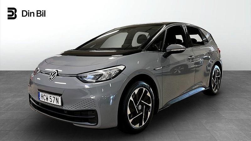 Grå (moonstone grey black) Begagnad 2022 VW ID.3 Pro Performance Halvkombi | 274 900 kr (Marknadspris) - Bild 1/4