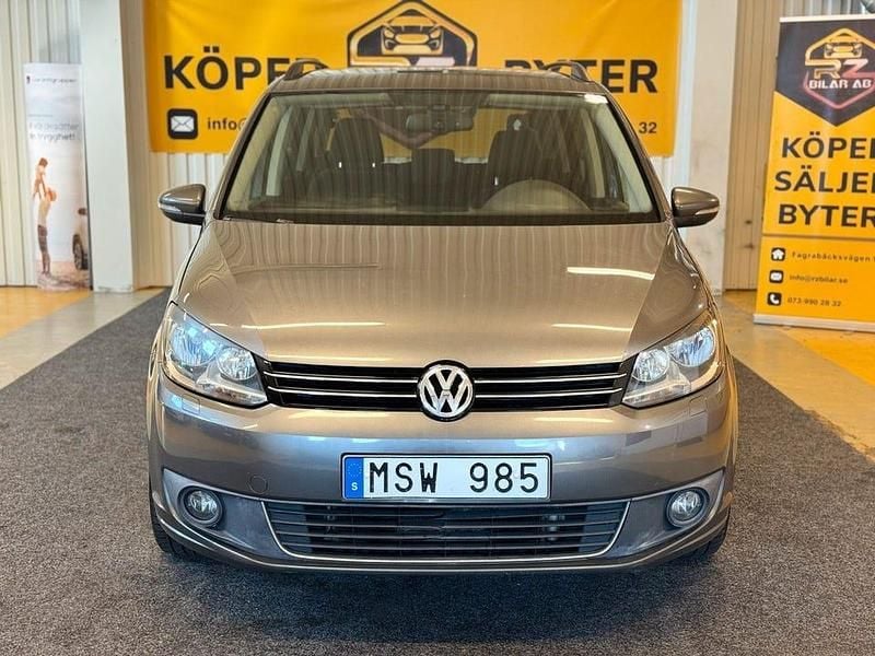 Begagnad VW Touran 150 HK (110 kW) 2012 Mörkgrå Minibuss