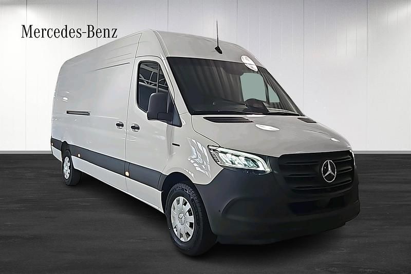 Begagnad Mercedes 420 110 kW (150 HK) 2025 Vit Pickup