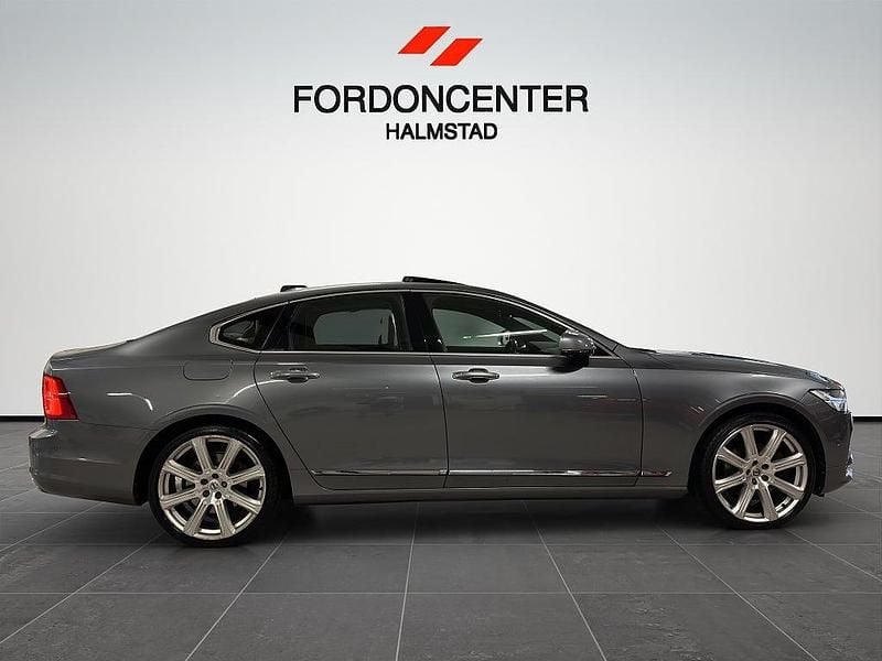 Begagnad Volvo S90 Inscription 235 HK (172 kW) 2016 Grå Sedan