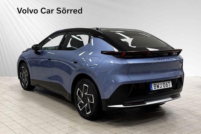 Begagnad Lynk & Co 02 202 kW (275 HK) 2025 Blå SUV
