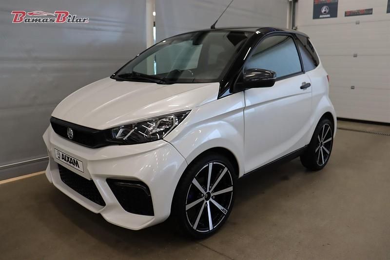 Vit Begagnad 2022 Aixam City | 129 900 kr - Bild 1/4