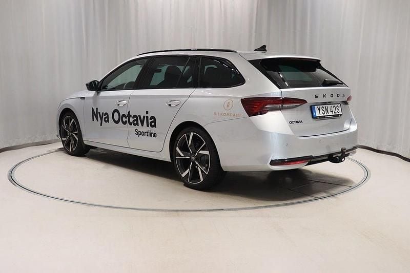 Begagnad Skoda Octavia SportLine 150 HK (110 kW) 2025 Silver Kombi