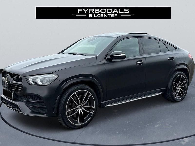Blå Begagnad 2021 Mercedes GLE350e AMG Sportkupé | 759 000 kr (Marknadspris) - Bild 1/4
