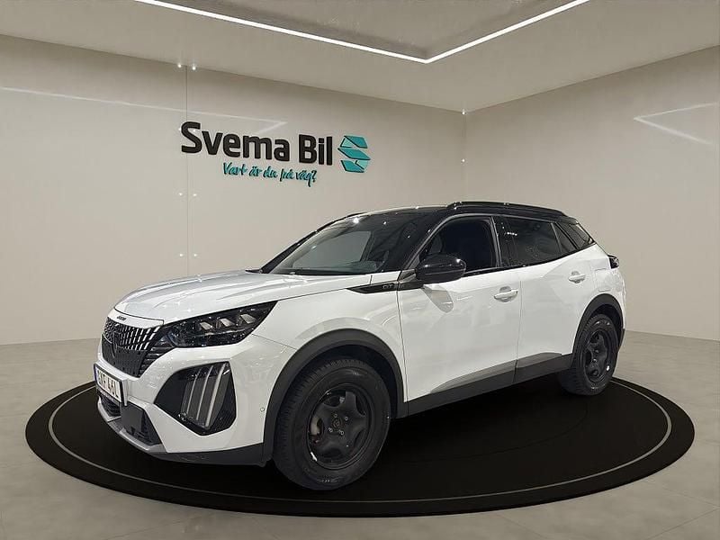 Vit okenite Begagnad 2024 Peugeot 2008 GT SUV | 249 900 kr (Marknadspris) - Bild 1/4
