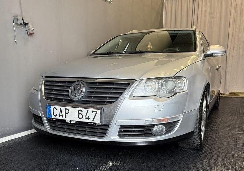 Begagnad VW Passat Highline 140 HK (102 kW) 2007 Silver Kombi