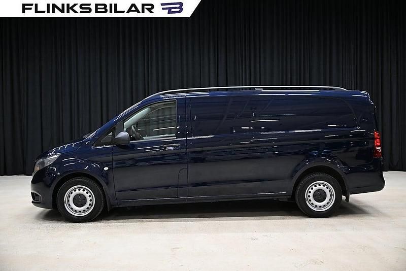Begagnad Mercedes Vito 136 HK (100 kW) 2016 Blå Van