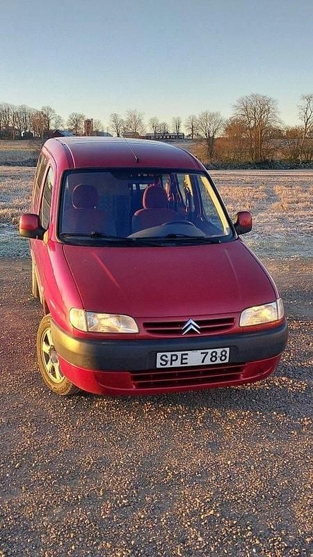 Begagnad 2001 Citroën Berlingo Minibuss | 69 000 kr - Bild 1/4