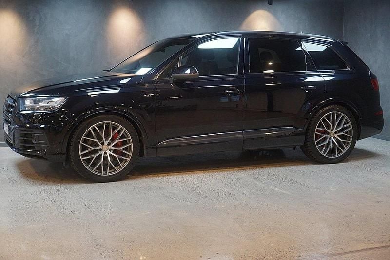 Svart (svart metallic) Begagnad 2017 Audi SQ7 S-Line SUV | 349 000 kr (Bra pris) - Bild 1/4
