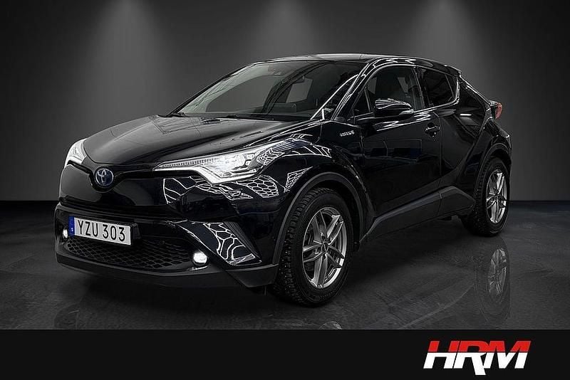 Svart Begagnad 2017 Toyota C-HR Executive SUV | 199 900 kr (Marknadspris) - Bild 1/4