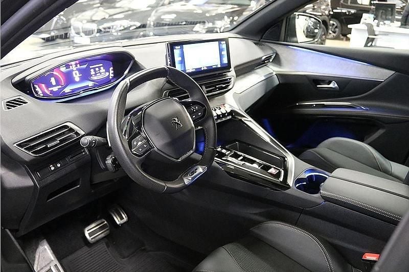 Begagnad Peugeot 5008 GTi 131 HK (96 kW) 2023 Grå Minibuss