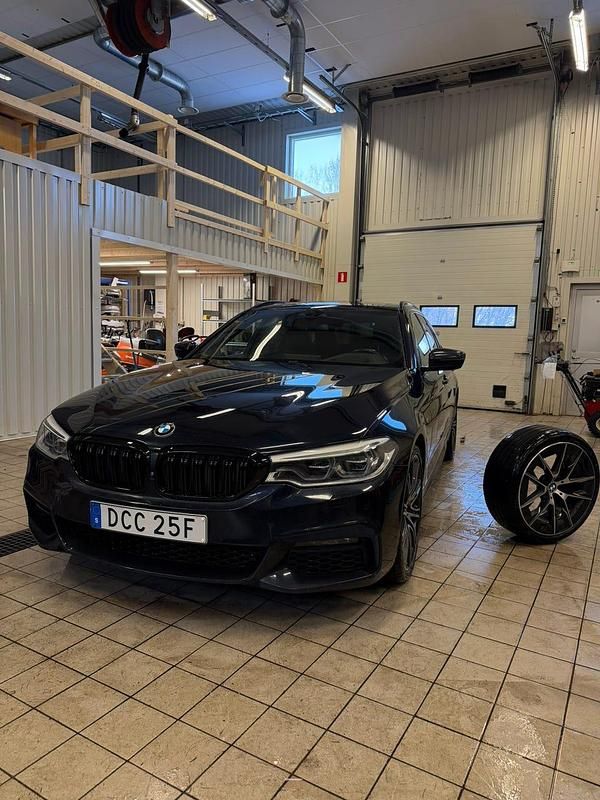 Begagnad BMW 520 M Sport 190 HK (139 kW) 2020