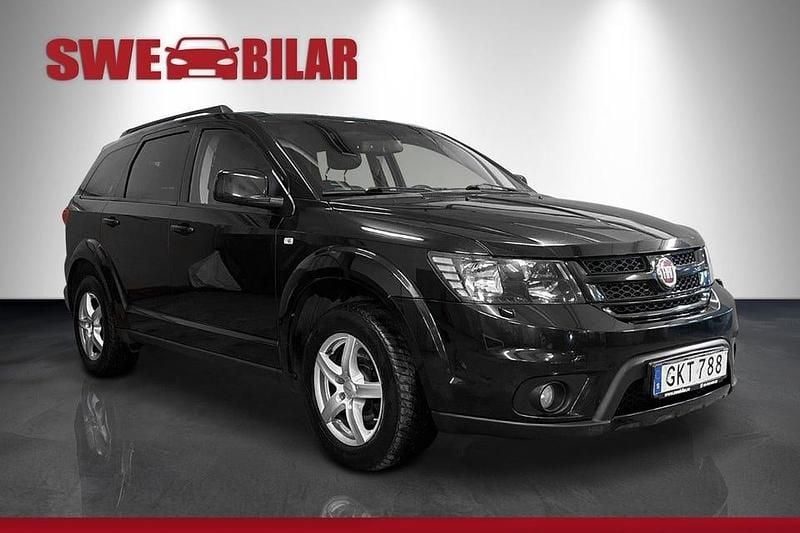 Begagnad Fiat Freemont Black Code 170 HK (125 kW) 2015 Svart SUV