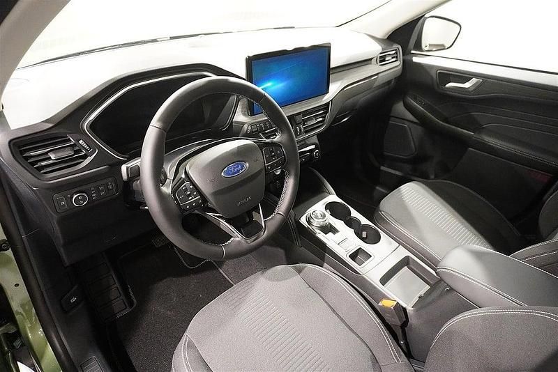 Ny Ford Kuga Active 243 HK (178 kW) 2025 Grön SUV