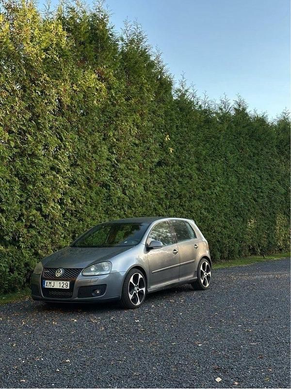 Begagnad 2006 VW Golf V GTI Halvkombi | 45 000 kr (Superpris) - Bild 1/4