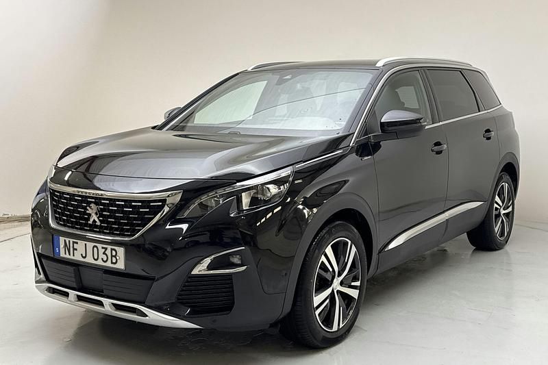 Svart Begagnad 2019 Peugeot 5008 GT-line | 219 000 kr (Marknadspris) - Bild 1/4