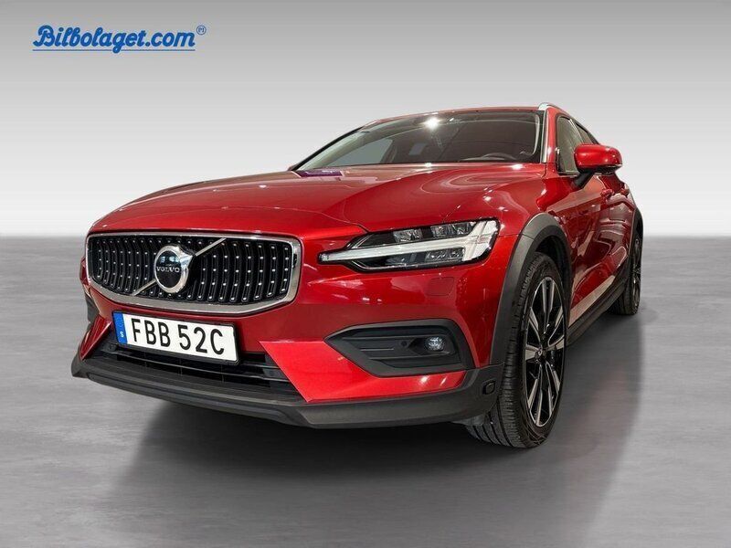 Röd Begagnad 2023 Volvo V60 CC Plus Kombi | 439 000 kr (Marknadspris) - Bild 1/4