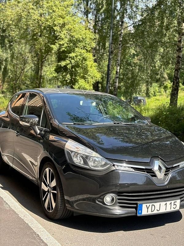 Begagnad Renault Clio IV 90 HK (66 kW) 2016