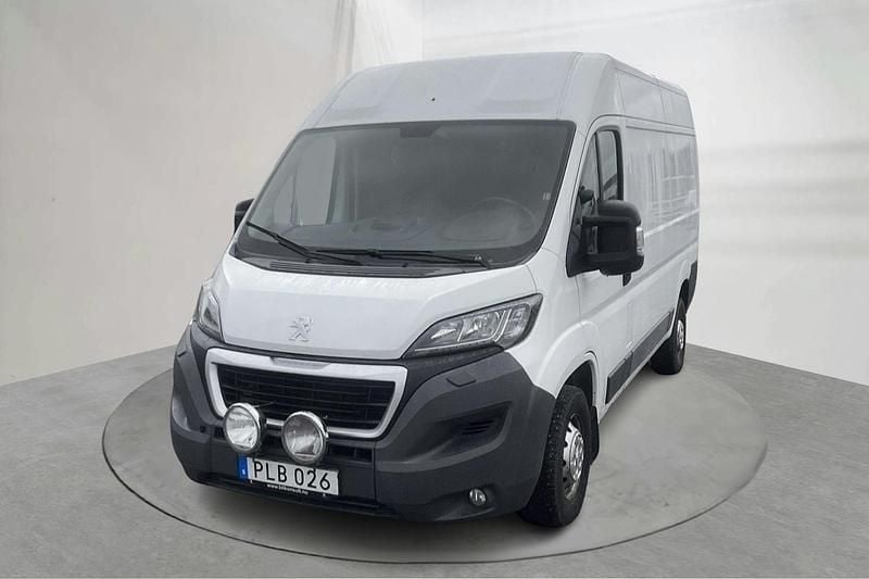Vit Begagnad 2017 Peugeot Boxer Van | 110 000 kr (Superpris) - Bild 1/4