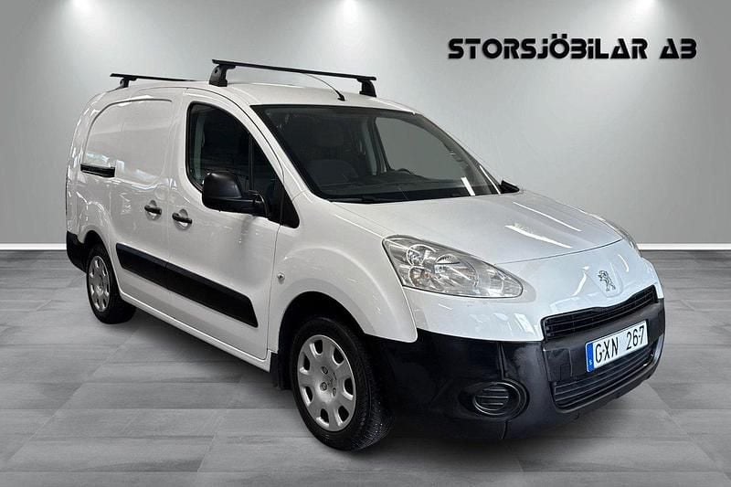 Vit Begagnad 2012 Peugeot Partner Van | 54 000 kr (Lite dyr) - Bild 1/4