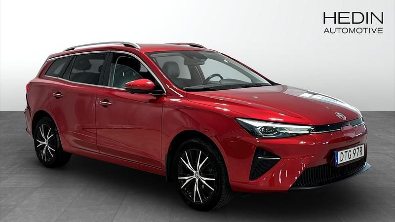Röd Begagnad 2022 MG MG5 EV Luxury Kombi | 204 900 kr (Marknadspris) - Bild 1/4