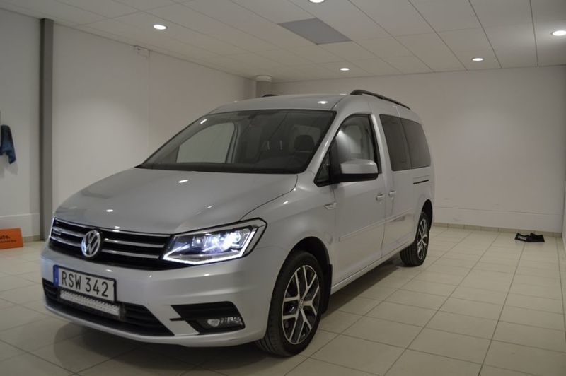 Såld VW Caddy Maxi Life Kombi Comf., begagnad 2016, 14 896 mil i Norrtälje