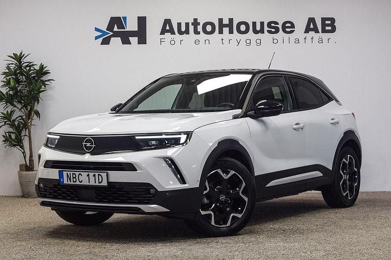 Vit Begagnad 2022 Opel Mokka-e Ultimate SUV | 199 000 kr (Marknadspris) - Bild 1/4