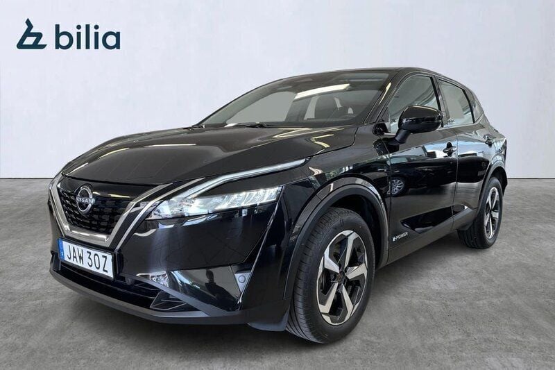Svart Begagnad 2023 Nissan Qashqai SUV | 329 900 kr (Marknadspris) - Bild 1/4