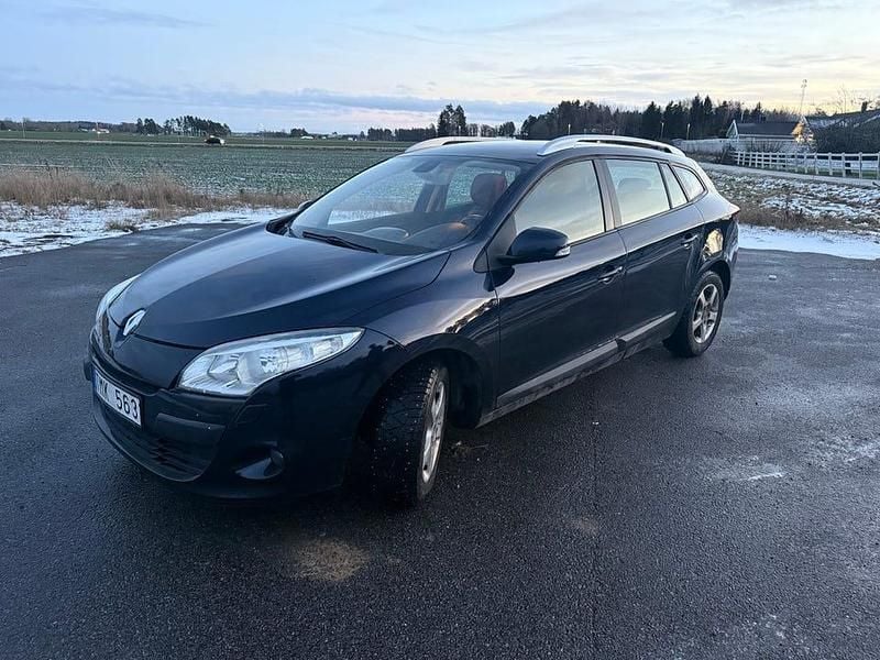 Begagnad 2010 Renault Mégane GrandTour Kombi | 30 000 kr (Marknadspris) - Bild 1/4