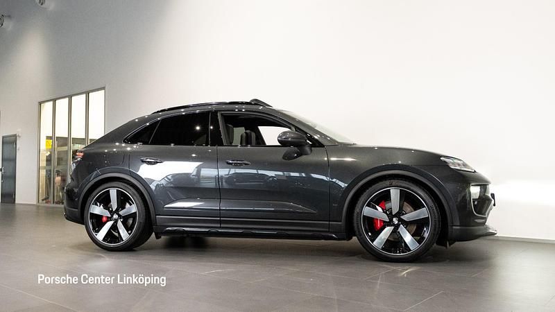 Ny Porsche Macan 379 kW (516 HK) 2025 Grå SUV