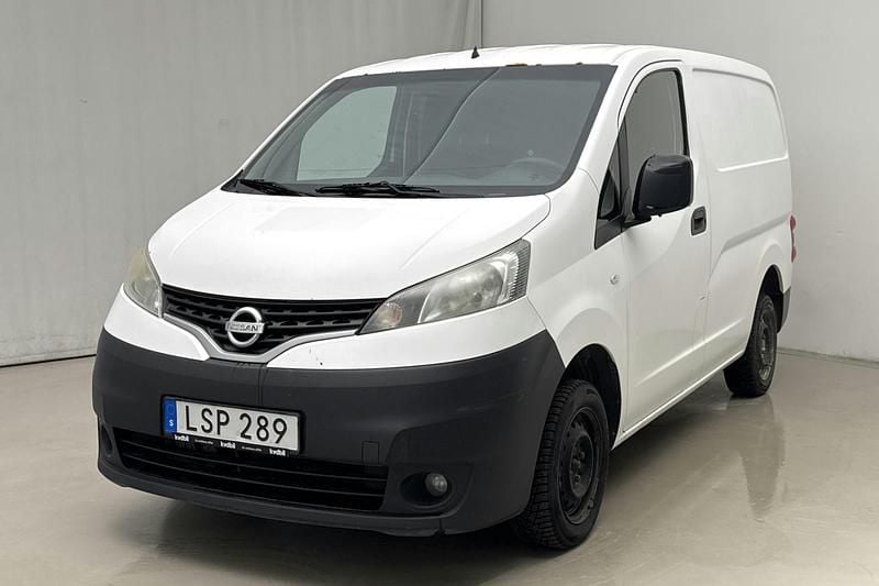 Vit Begagnad 2015 Nissan NV200 Van | 26 000 kr (Superpris) - Bild 1/4