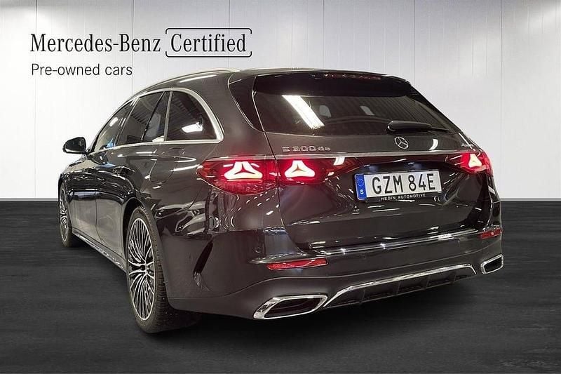 Begagnad Mercedes E300 AMG 313 HK (230 kW) 2025 Grå Kombi