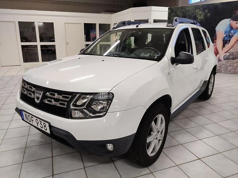 Vit Begagnad 2014 Dacia Duster SUV | 79 000 kr (Marknadspris) - Bild 1/4