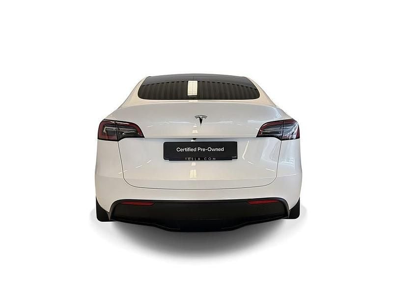 Begagnad Tesla Model Y Standard Range 250 kW (340 HK) 2024 Vit SUV