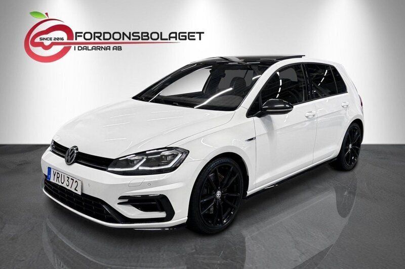 Vit Begagnad 2017 VW Golf VII R Halvkombi | 289 000 kr (Dyr) - Bild 1/4