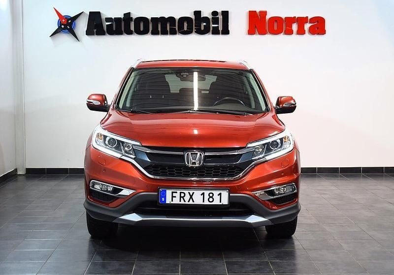 Begagnad Honda CR-V Executive 160 HK (117 kW) 2016 Röd SUV